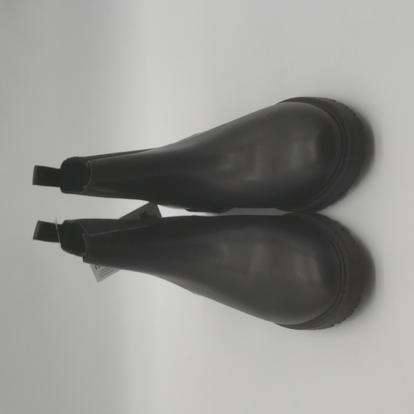 Steve Madden Women's Black Ankle Boots Size 7 NWT - Picture 3 of 10